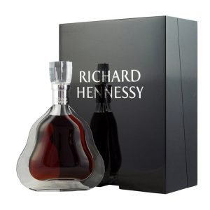 HENNESSY Richard Cognac Blend Gift Box (1 x 750ml)